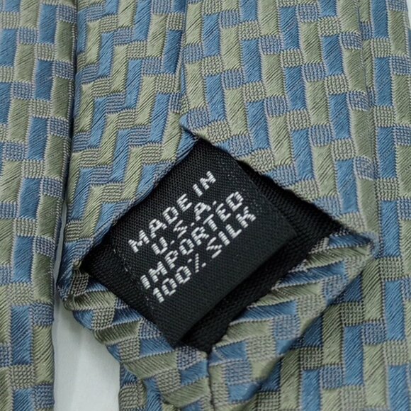 Geoffrey Beene Tie 58.5"L - Picture 9 of 9